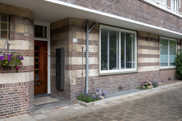 Van Tuyll van Serooskerkenplein 52 H, Amsterdam