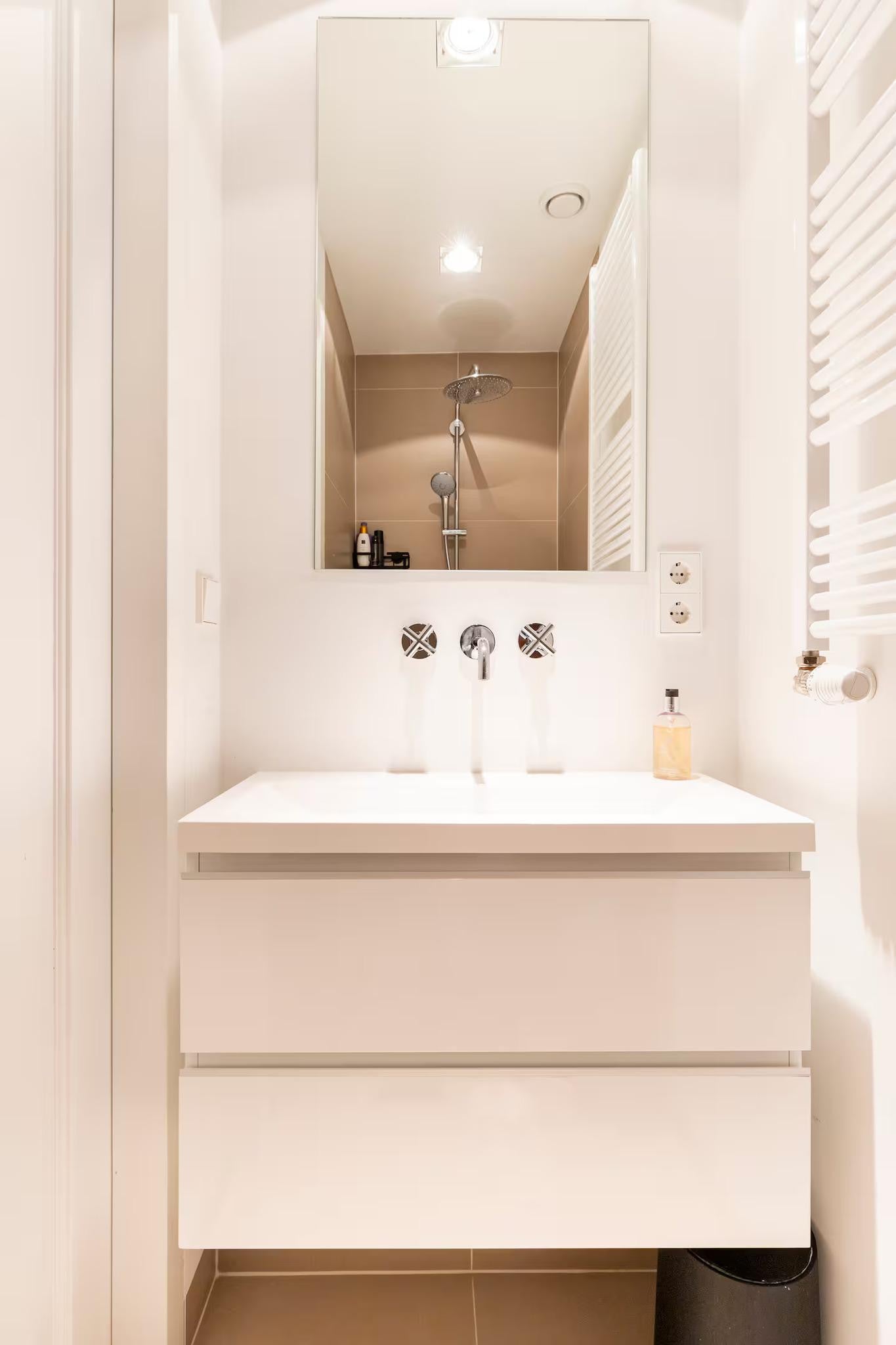 Woning te huur: Kwakersplein, Amsterdam