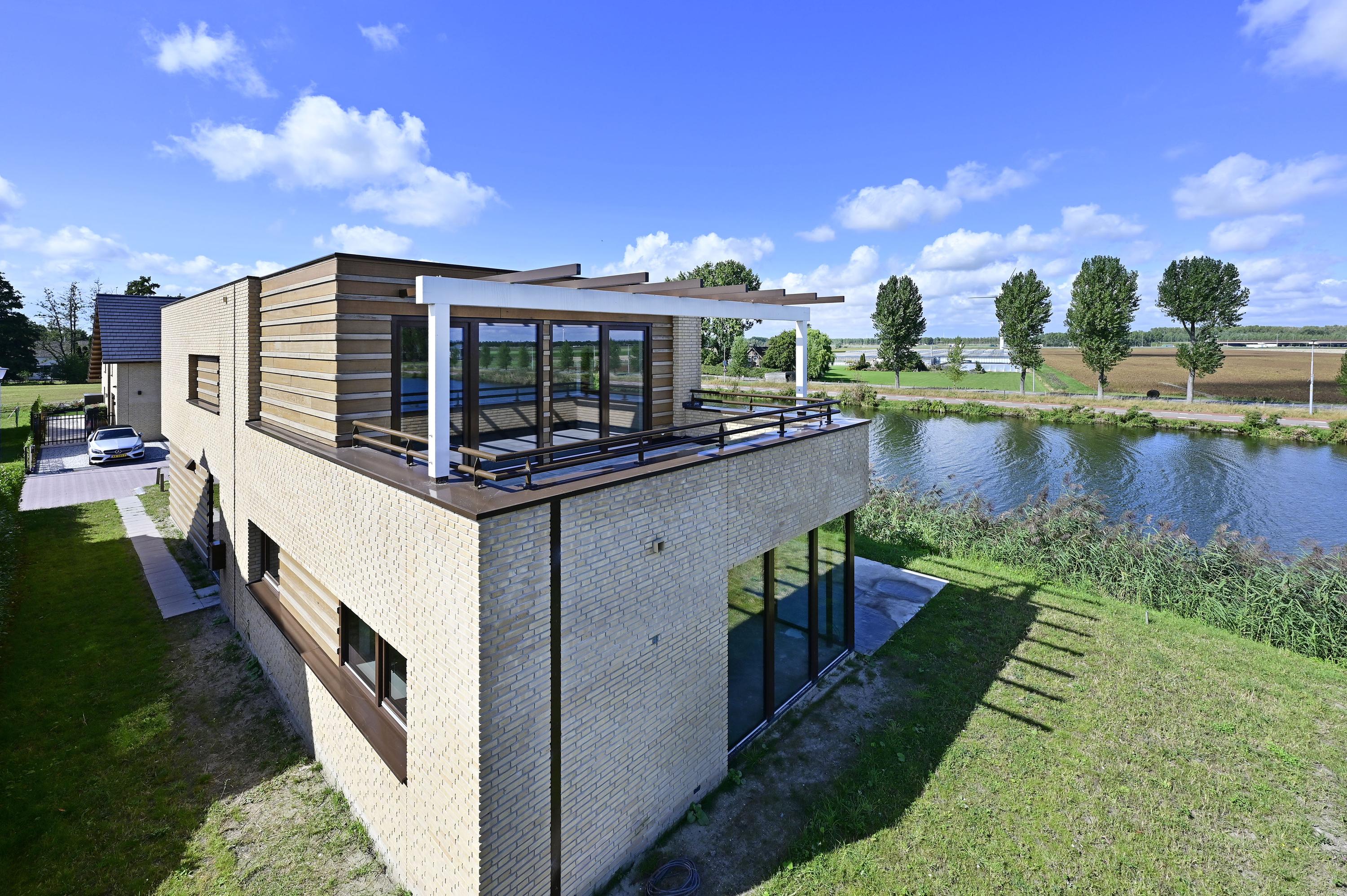Vrijstaande woning te koop: Boeghof 6, Leimuiden