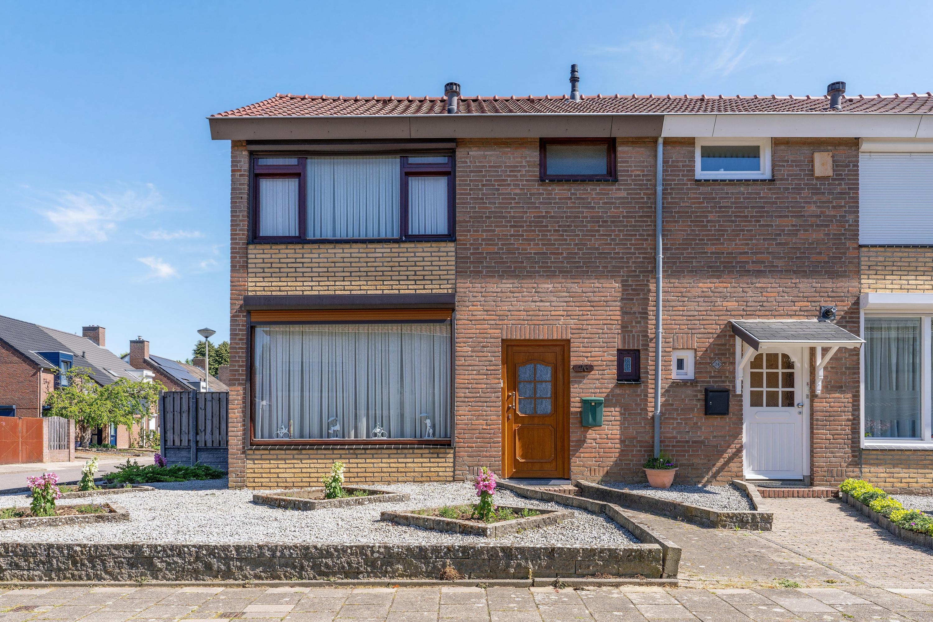 Huis Const Huygensstraat 26 in Elsloo