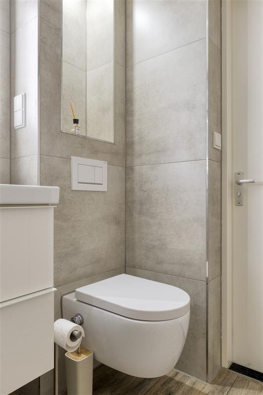 Appartement te koop: Valkenisseweg 117, Amsterdam