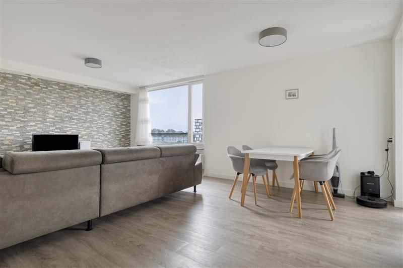 Appartement te koop: Valkenisseweg 117, Amsterdam