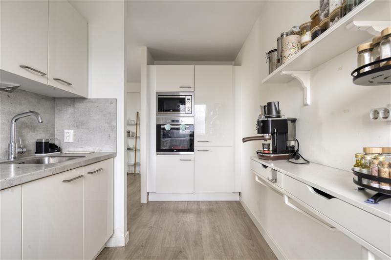 Appartement te koop: Valkenisseweg 117, Amsterdam