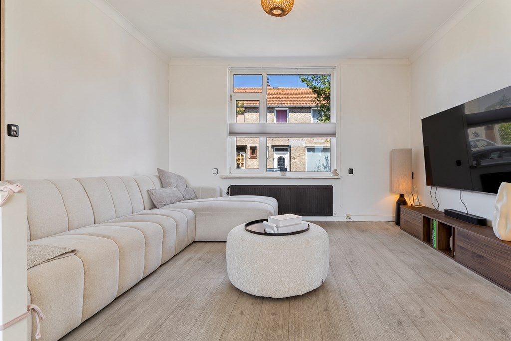 Tussenwoning te koop: Emmastraat 120, Hoensbroek