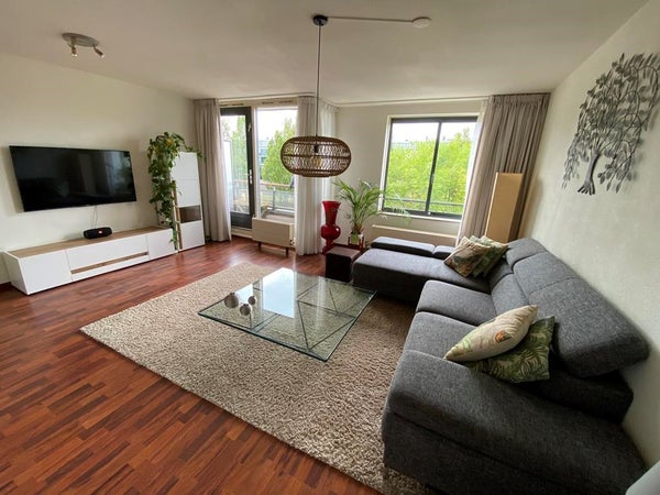 Flat Kempenlaan in Amsterdam