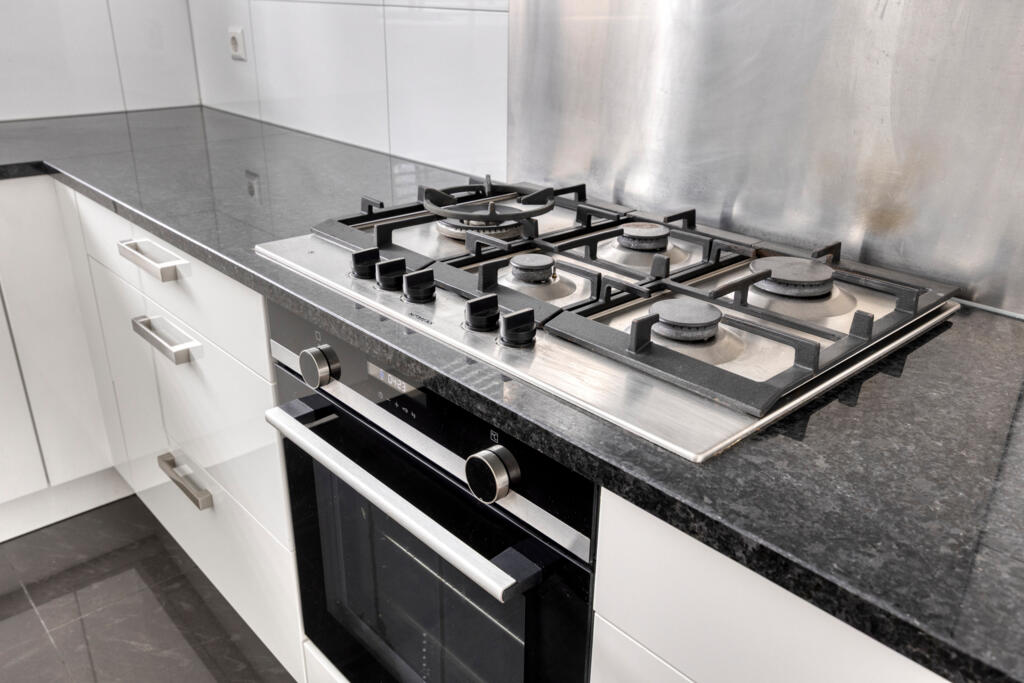 Tussenwoning te koop: De Panneboeter 55, Hendrik-Ido-Ambacht