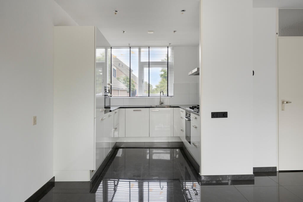Tussenwoning te koop: De Panneboeter 55, Hendrik-Ido-Ambacht