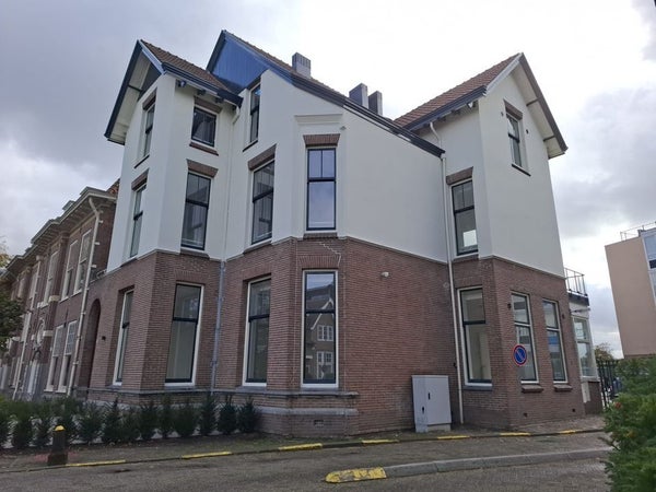 Flat Zijlweg 146 A in Haarlem