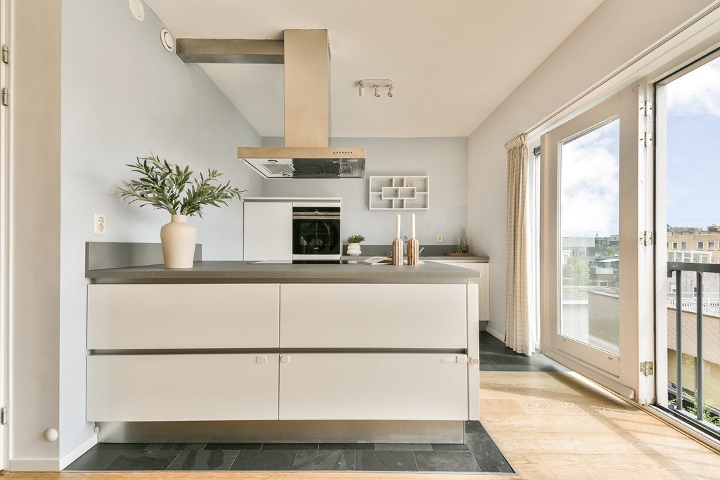 Appartement te koop: Jan Olphert Vaillantlaan 42A, Amsterdam