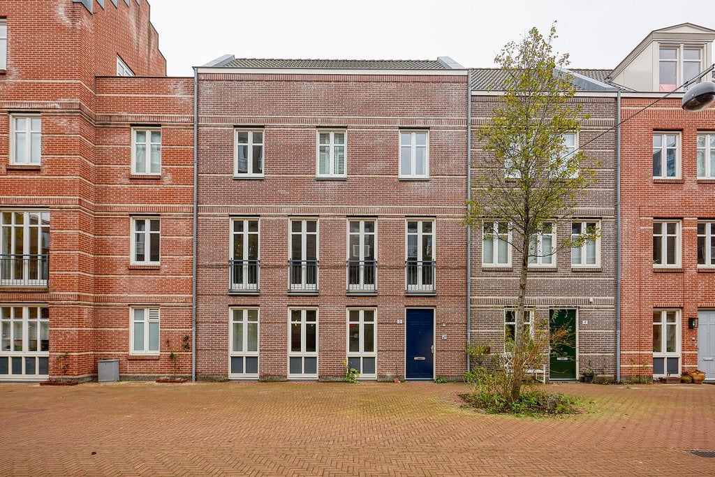Huis Adriaan Vlackstraat 2 in Den Haag