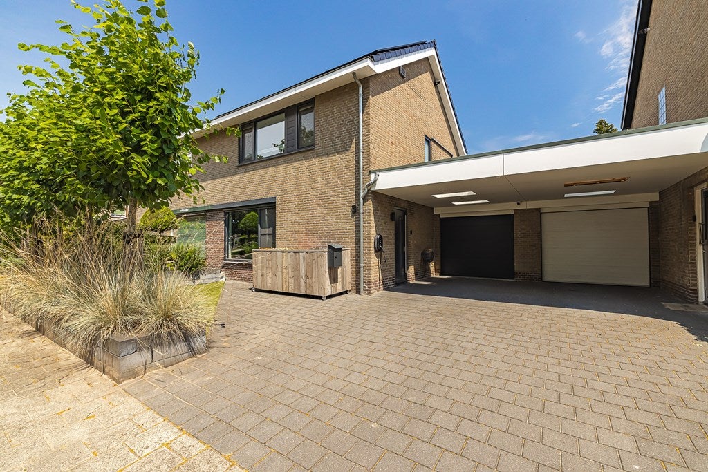 Huis Luykenlaan 3 in Roosendaal