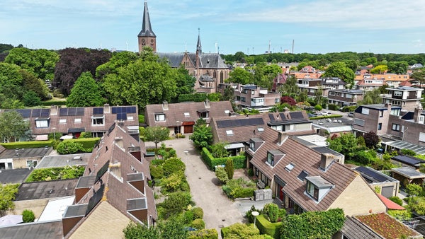 Anna Kaulbachhof 3 in Driehuis NH