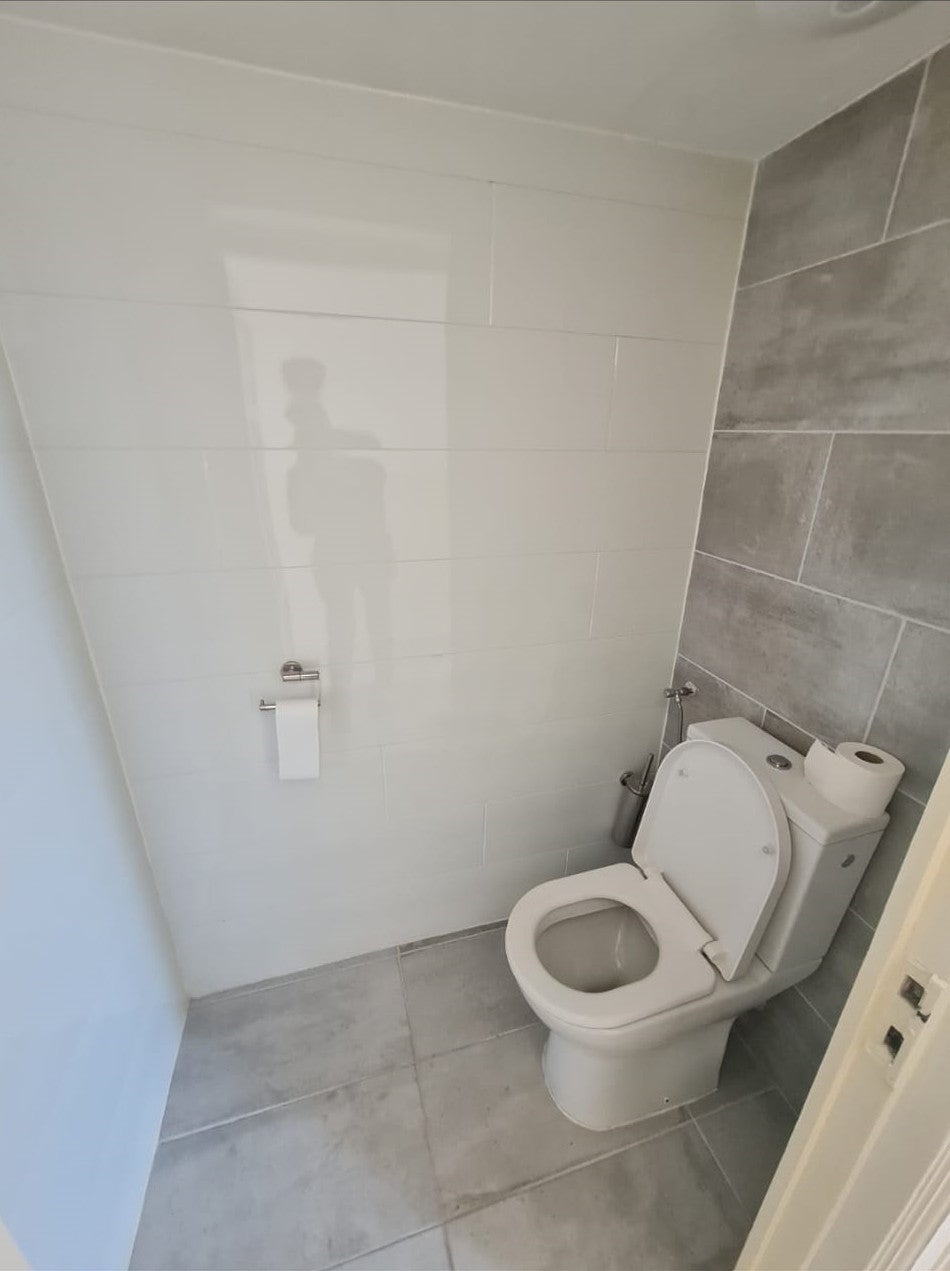 Woning te huur: Rijn en Schiekade, Leiden