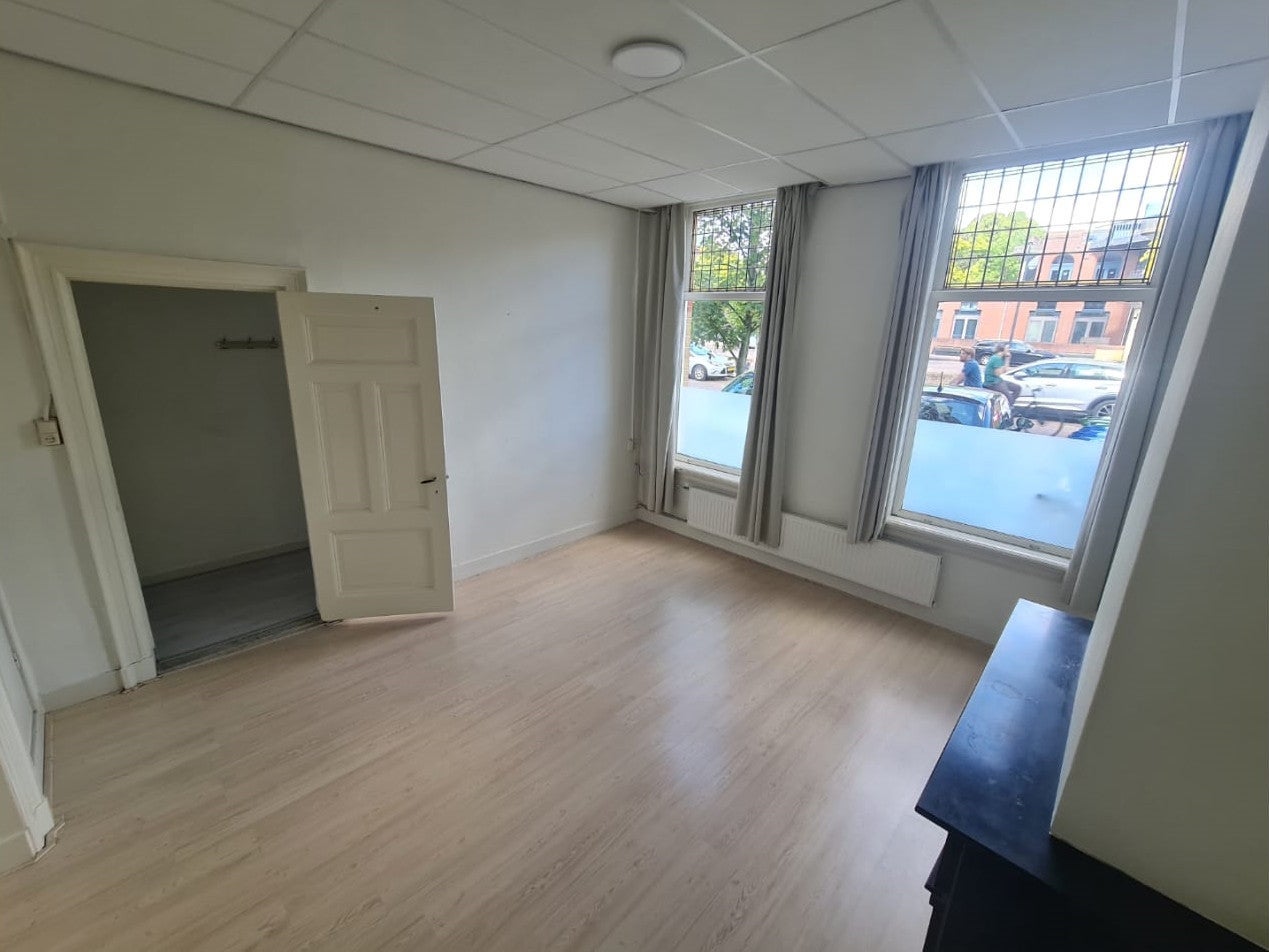 Woning te huur: Rijn en Schiekade, Leiden