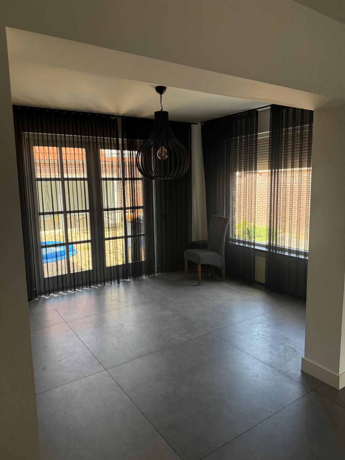 Hoekwoning te huur: Arendlaan 1, Tilburg