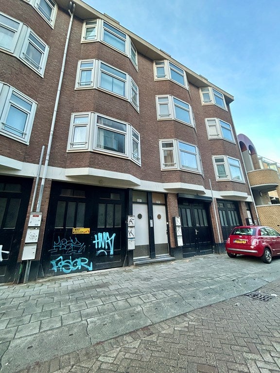 Appartement Gouvernestraat 119 02 in Rotterdam