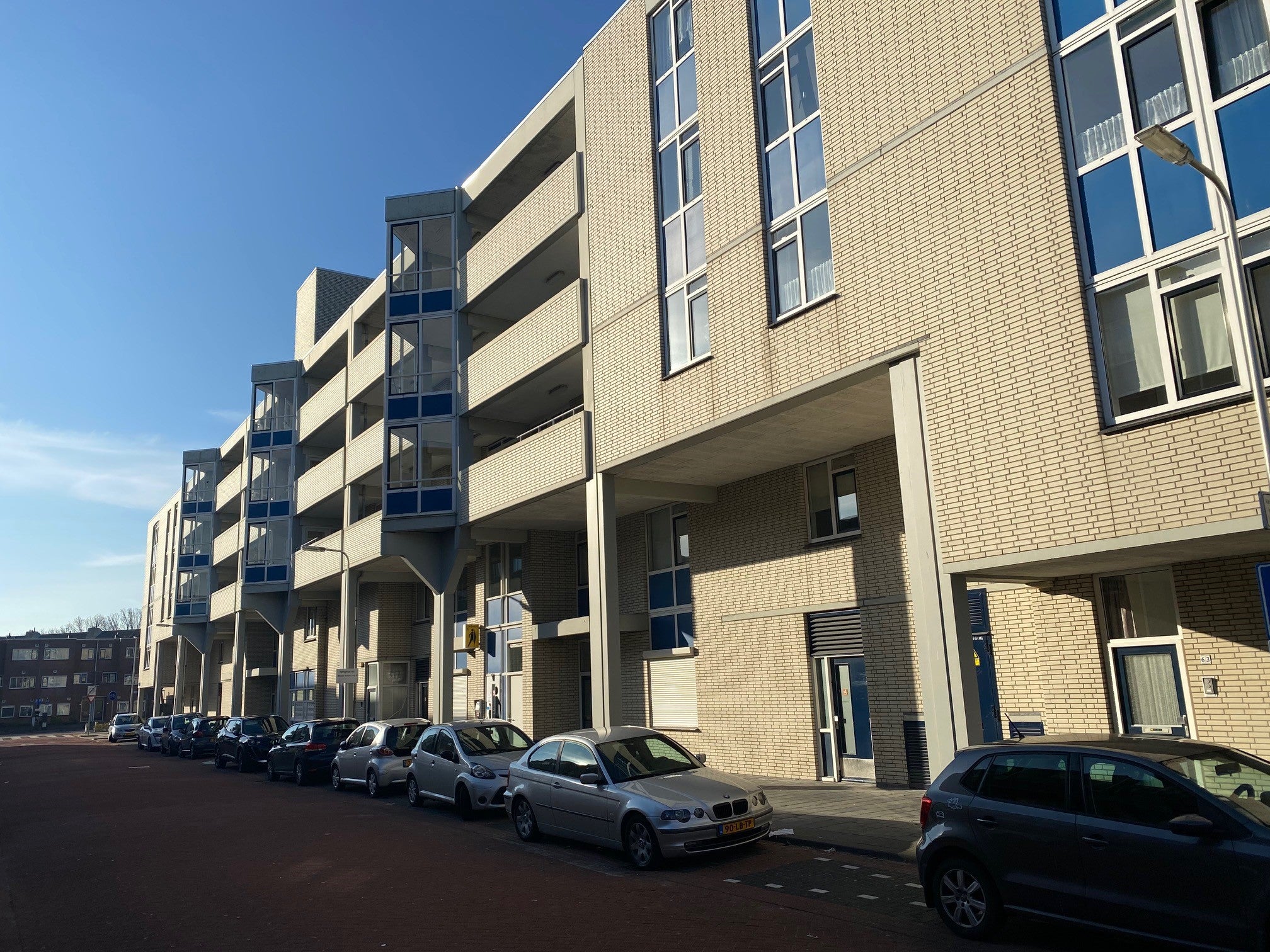 Appartement H. de Lintweg 17 in Spijkenisse