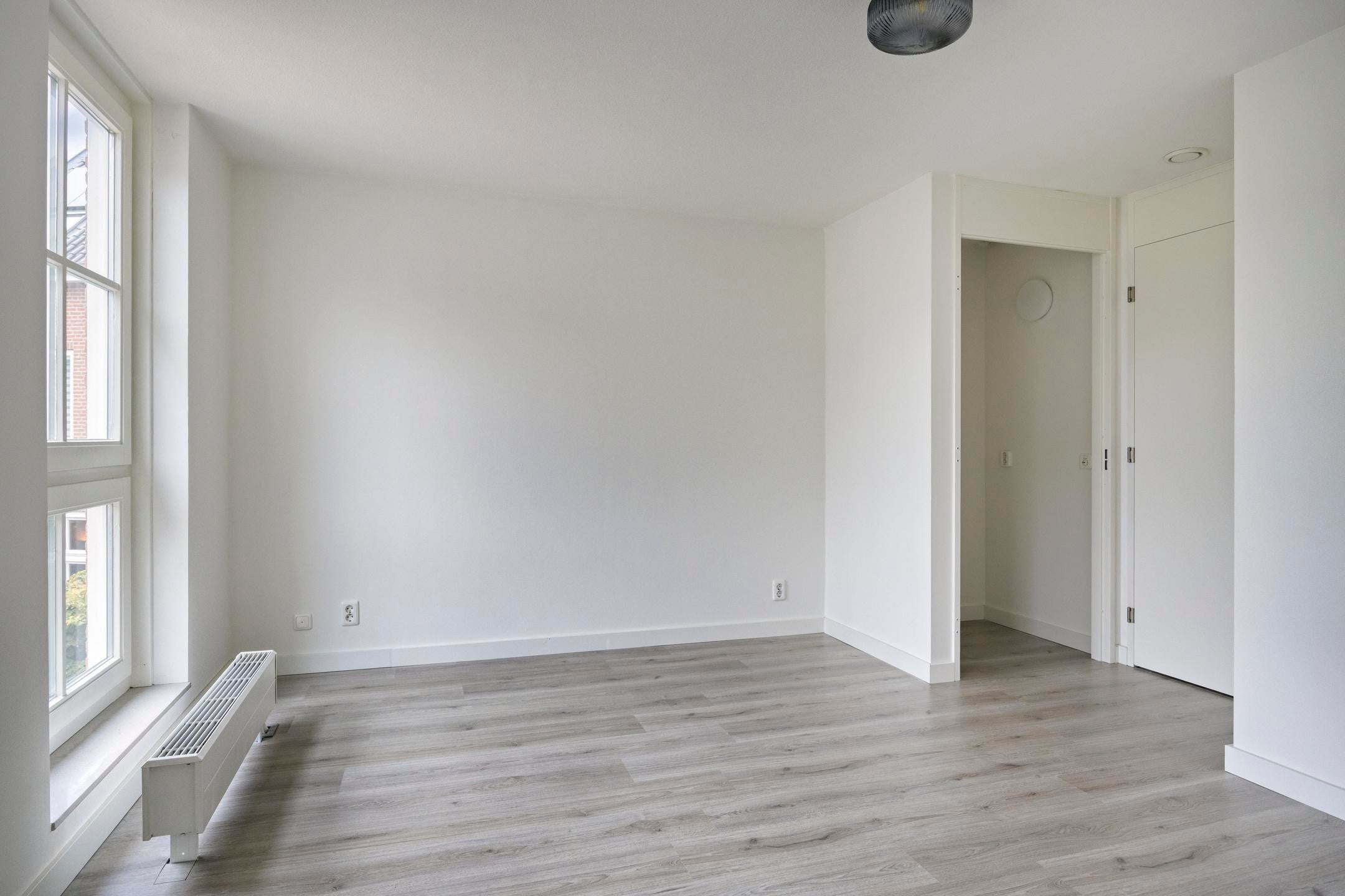 Tussenwoning te koop: Lindt 6, Helmond