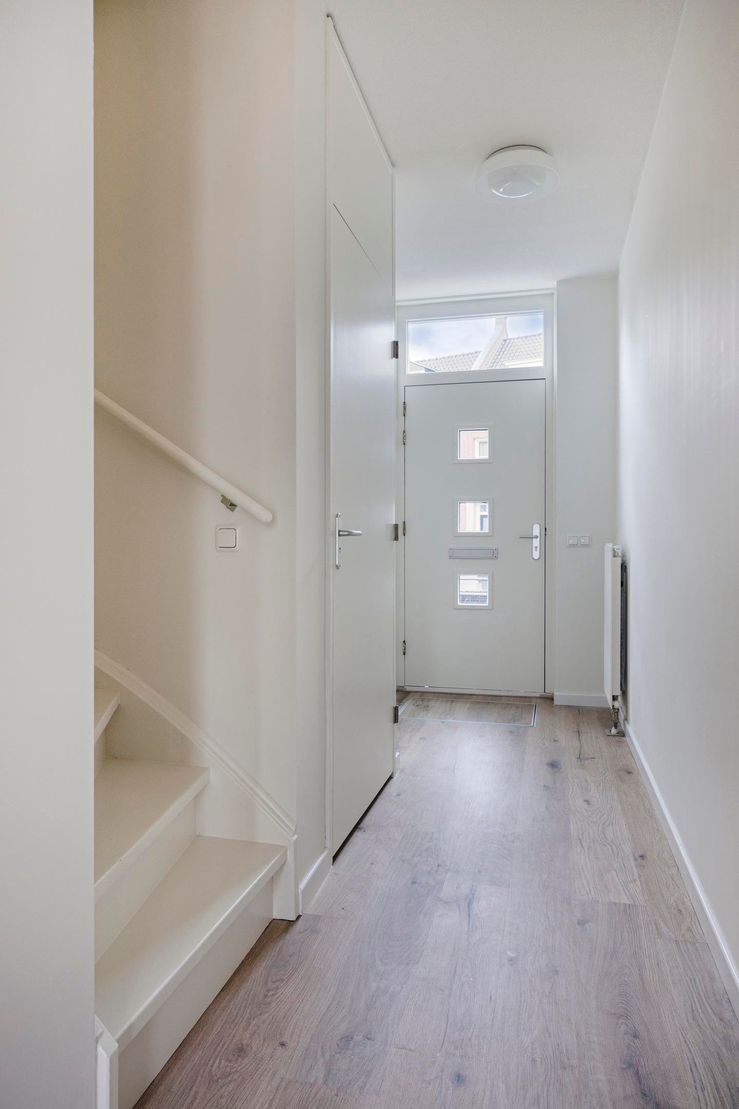 Tussenwoning te koop: Lindt 6, Helmond