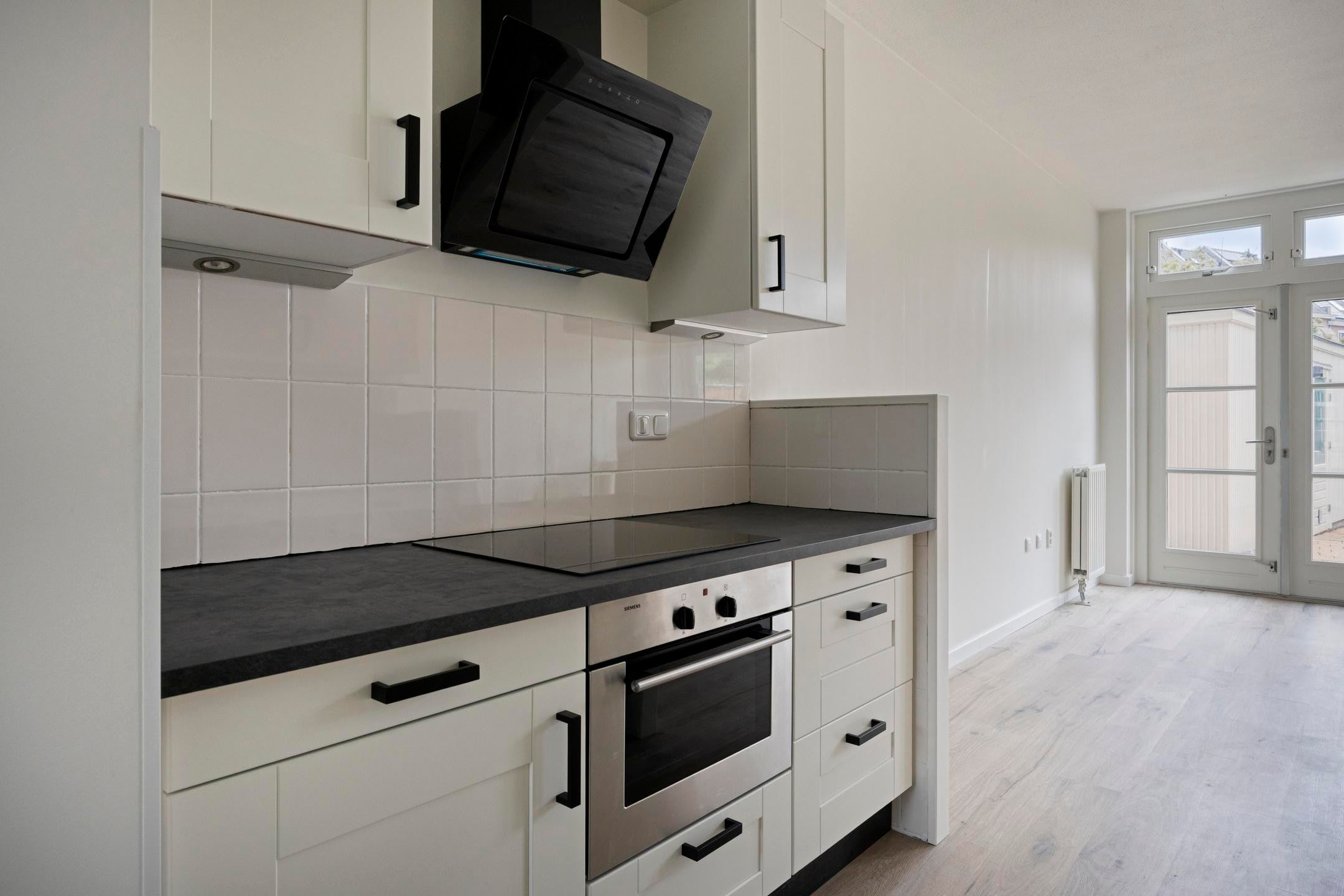 Tussenwoning te koop: Lindt 6, Helmond