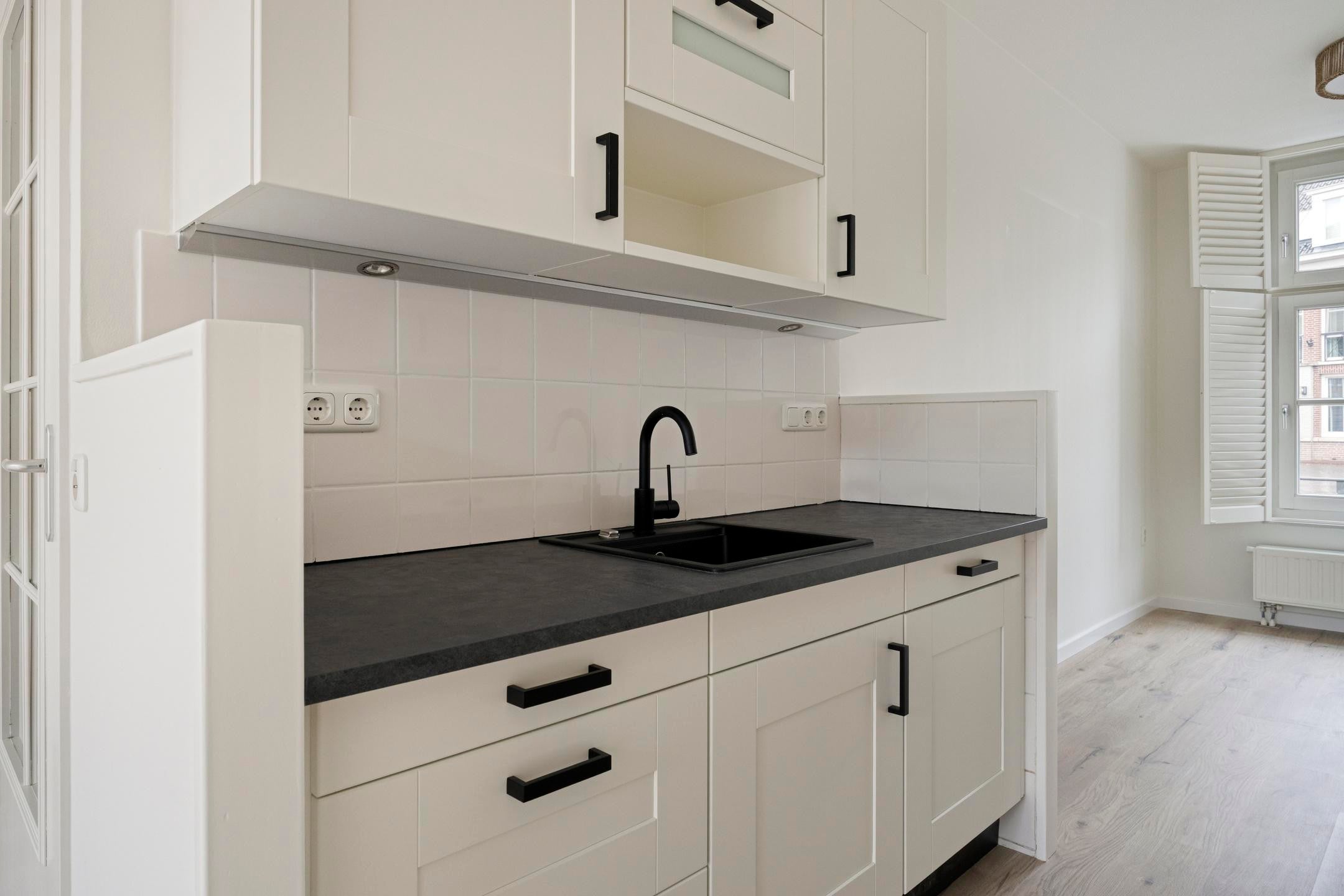 Tussenwoning te koop: Lindt 6, Helmond