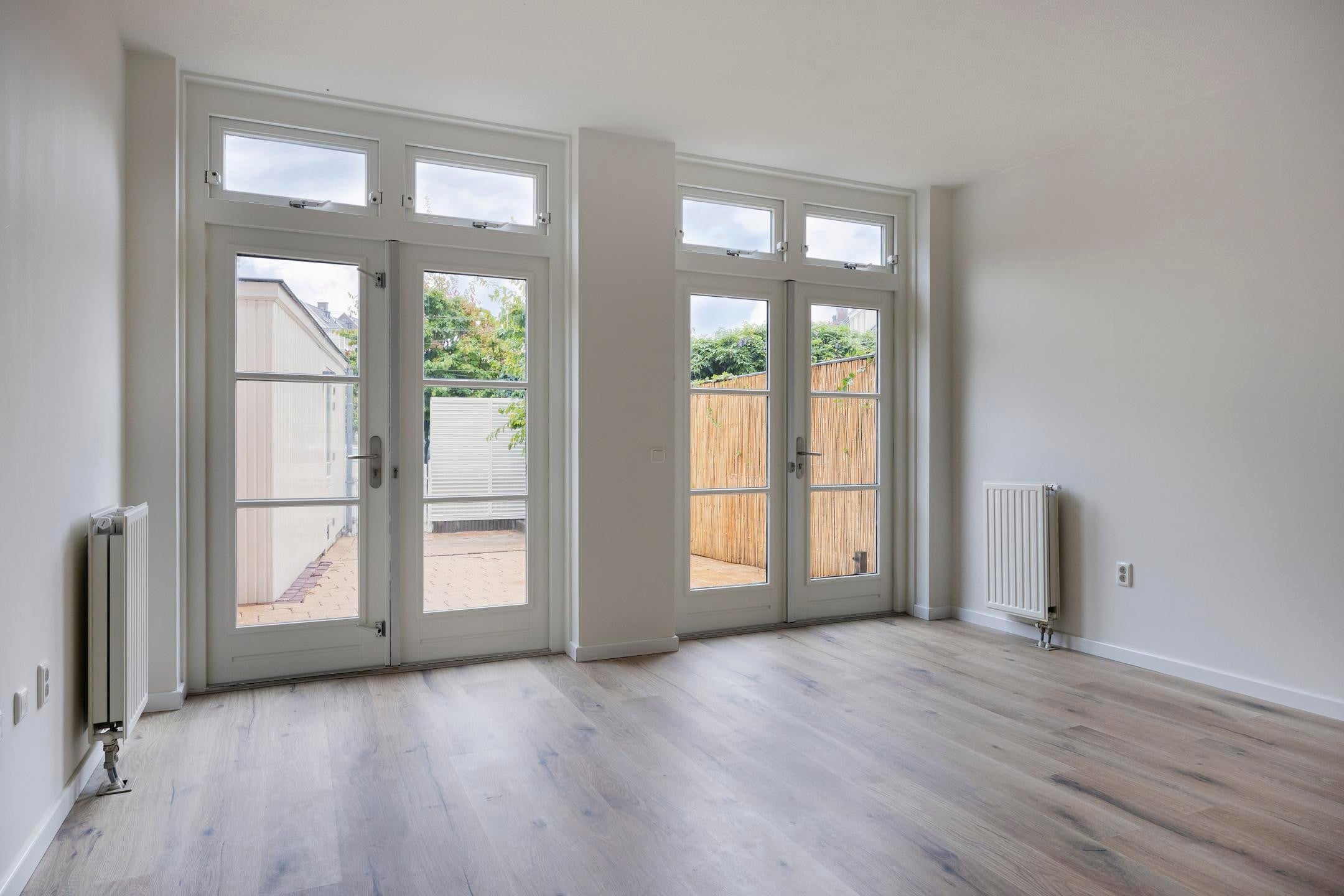 Tussenwoning te koop: Lindt 6, Helmond