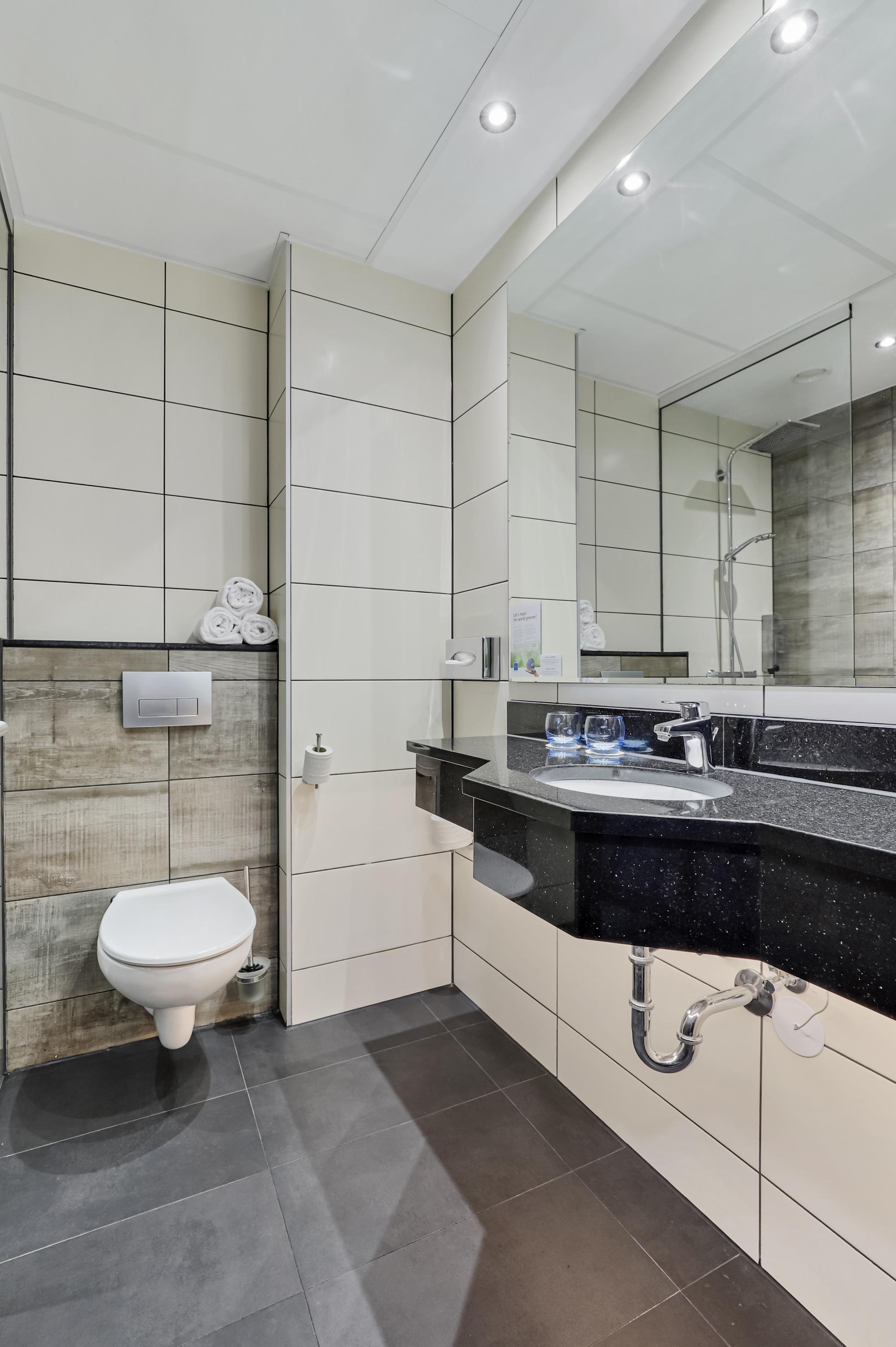 Appartement te huur: Generaal Eisenhowerplein 1, Rijswijk