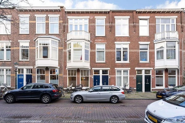 Appartement Johan van Oldenbarneveltlaan in Den Haag