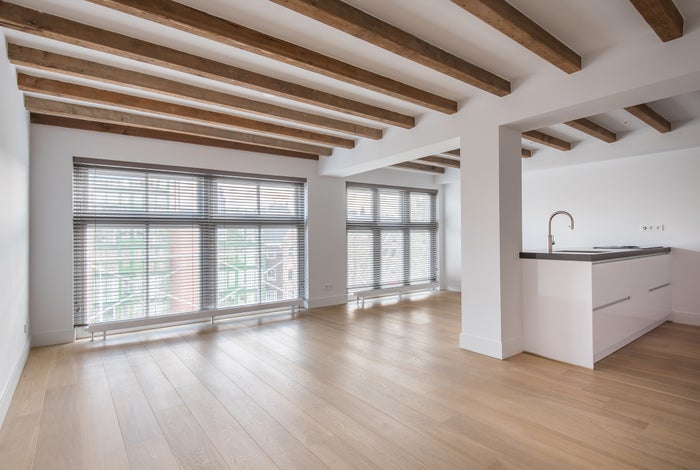 Te huur: Appartement Nieuwezijds Voorburgwal 118 C in Amsterdam