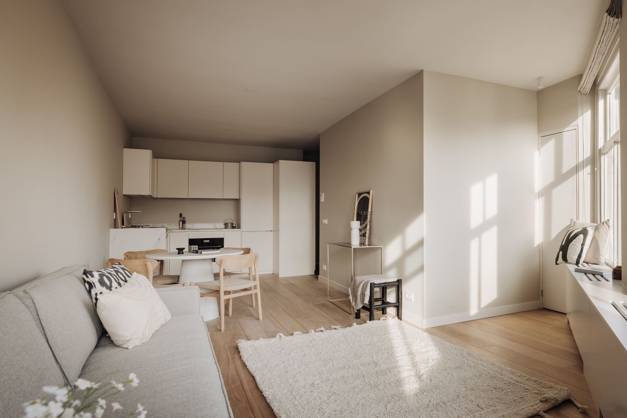 Woning te huur: Kromme Waal, Amsterdam