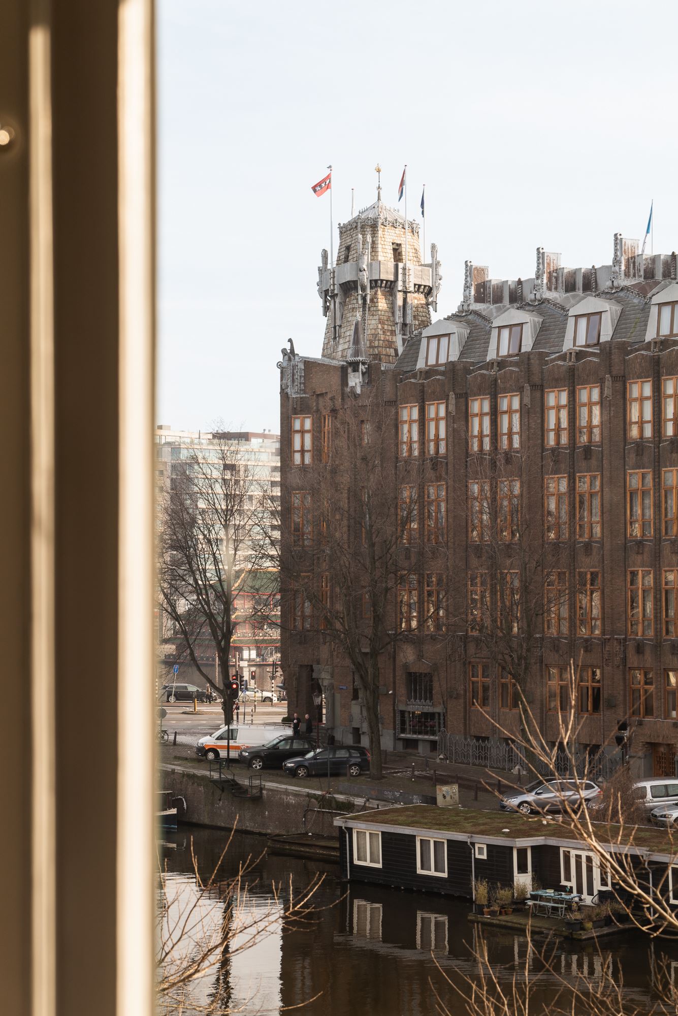 Woning te huur: Kromme Waal, Amsterdam
