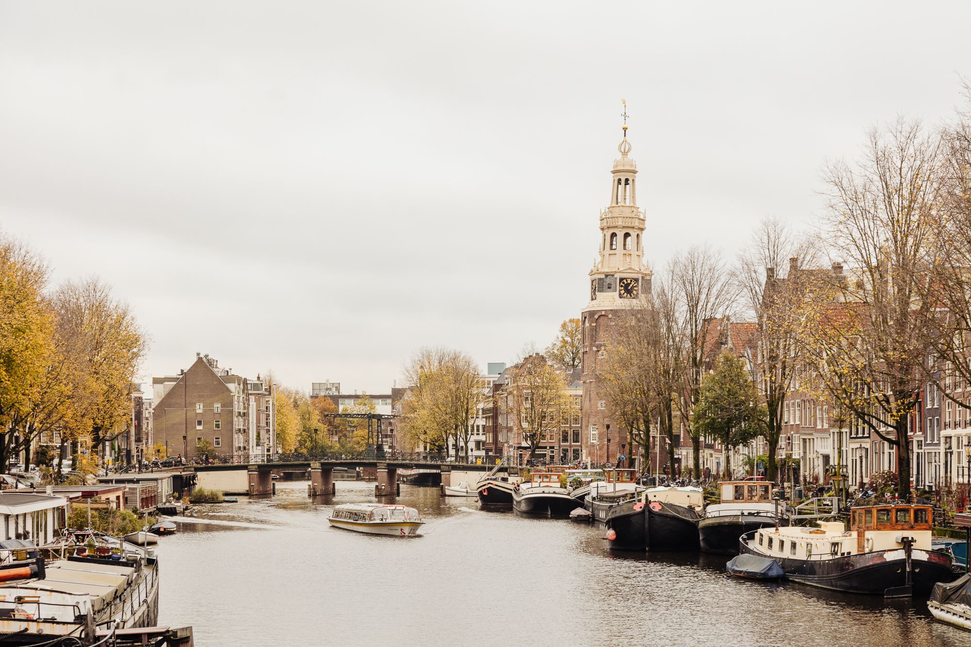 Woning te huur: Kromme Waal, Amsterdam