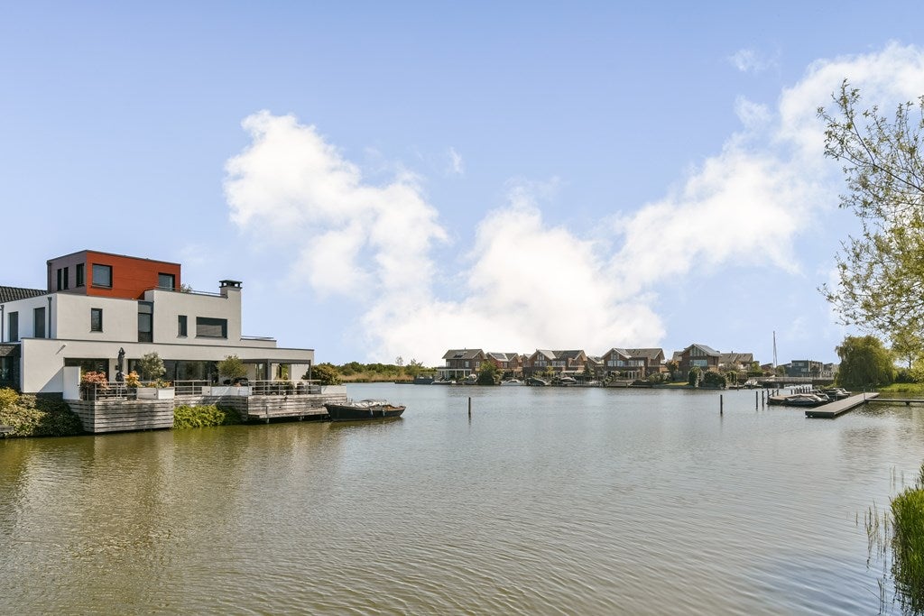 Vrijstaande woning te koop: Radar 4, Almere