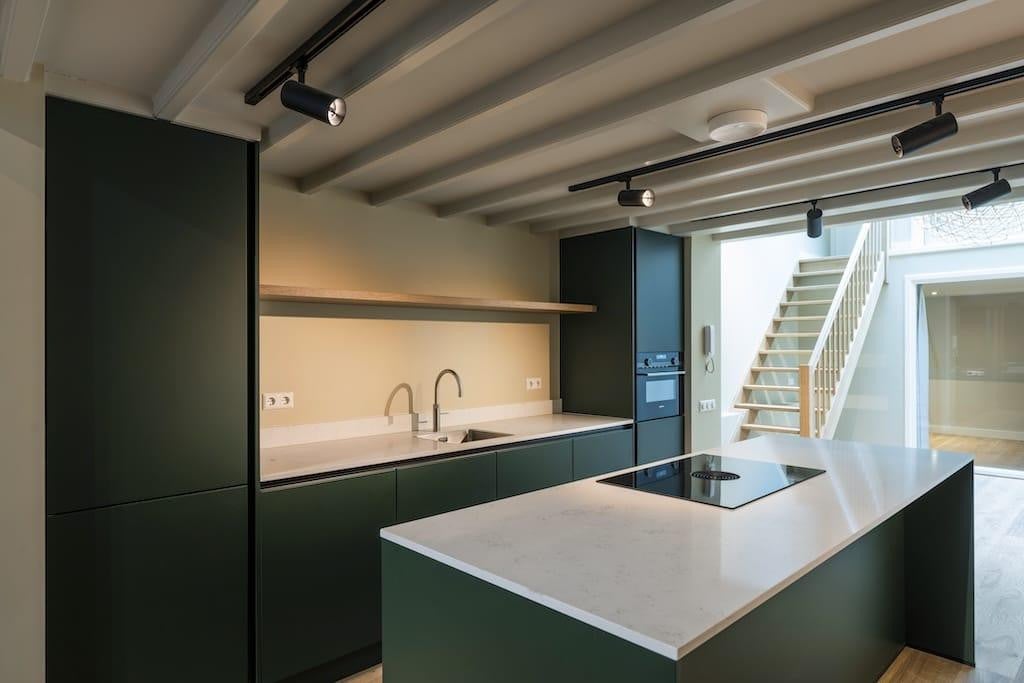 Woning te huur: Bloemstraat, Amsterdam