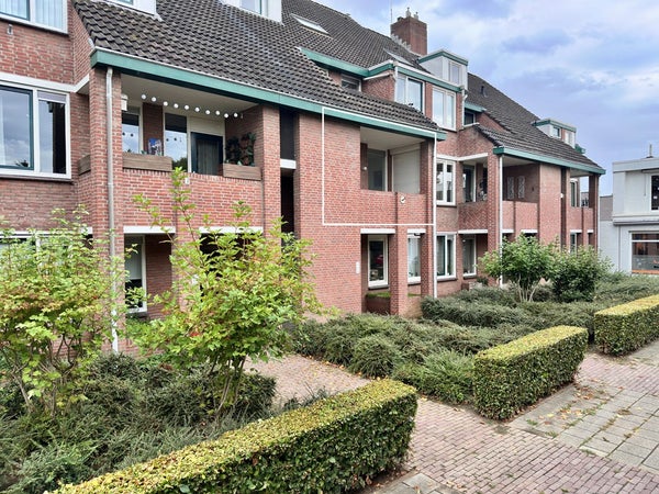 Piso Burg. Coonenplein en Limbricht