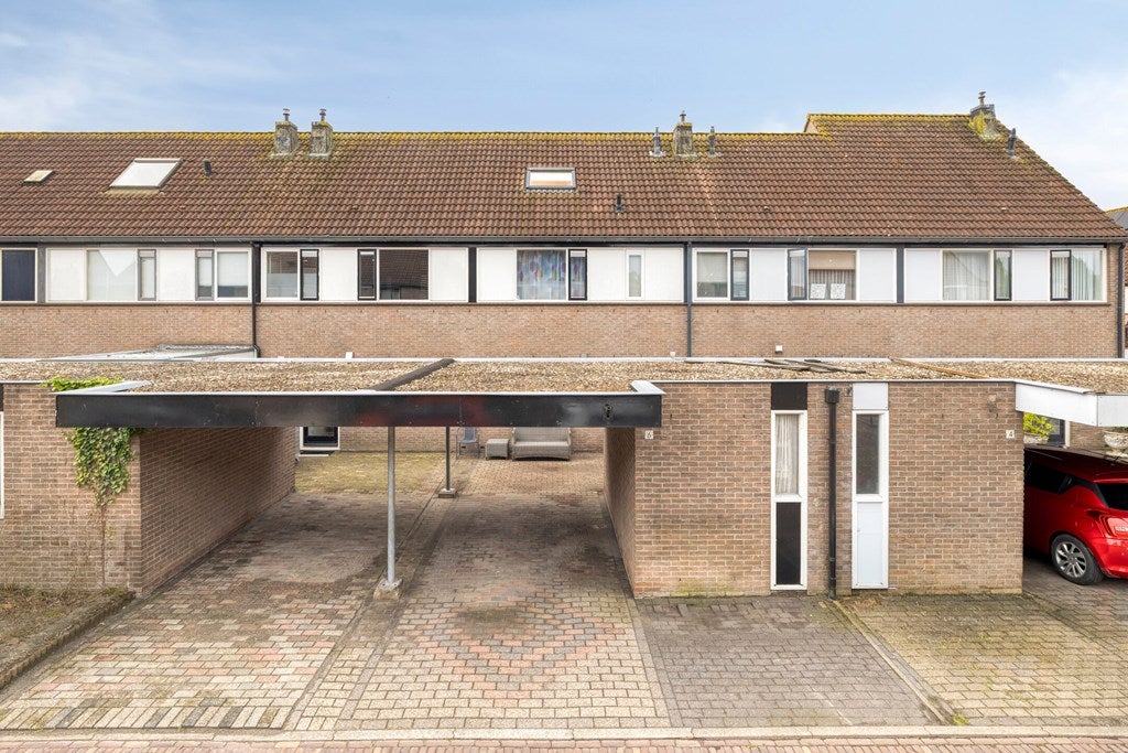 Huis Koerierster 6 in Bunschoten-Spakenburg