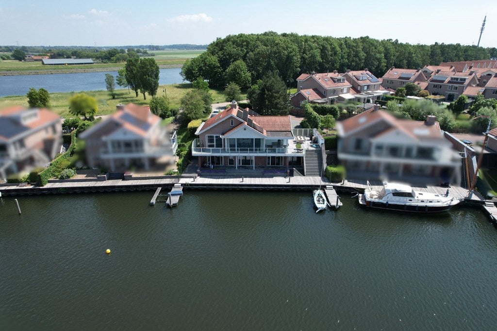 Huis Schelde-Rijnweg 48 in Tholen