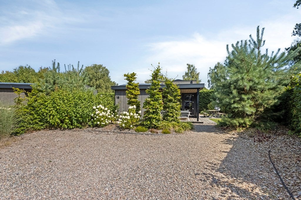 Huis Oude Veensegrindweg 76 18 in Rhenen