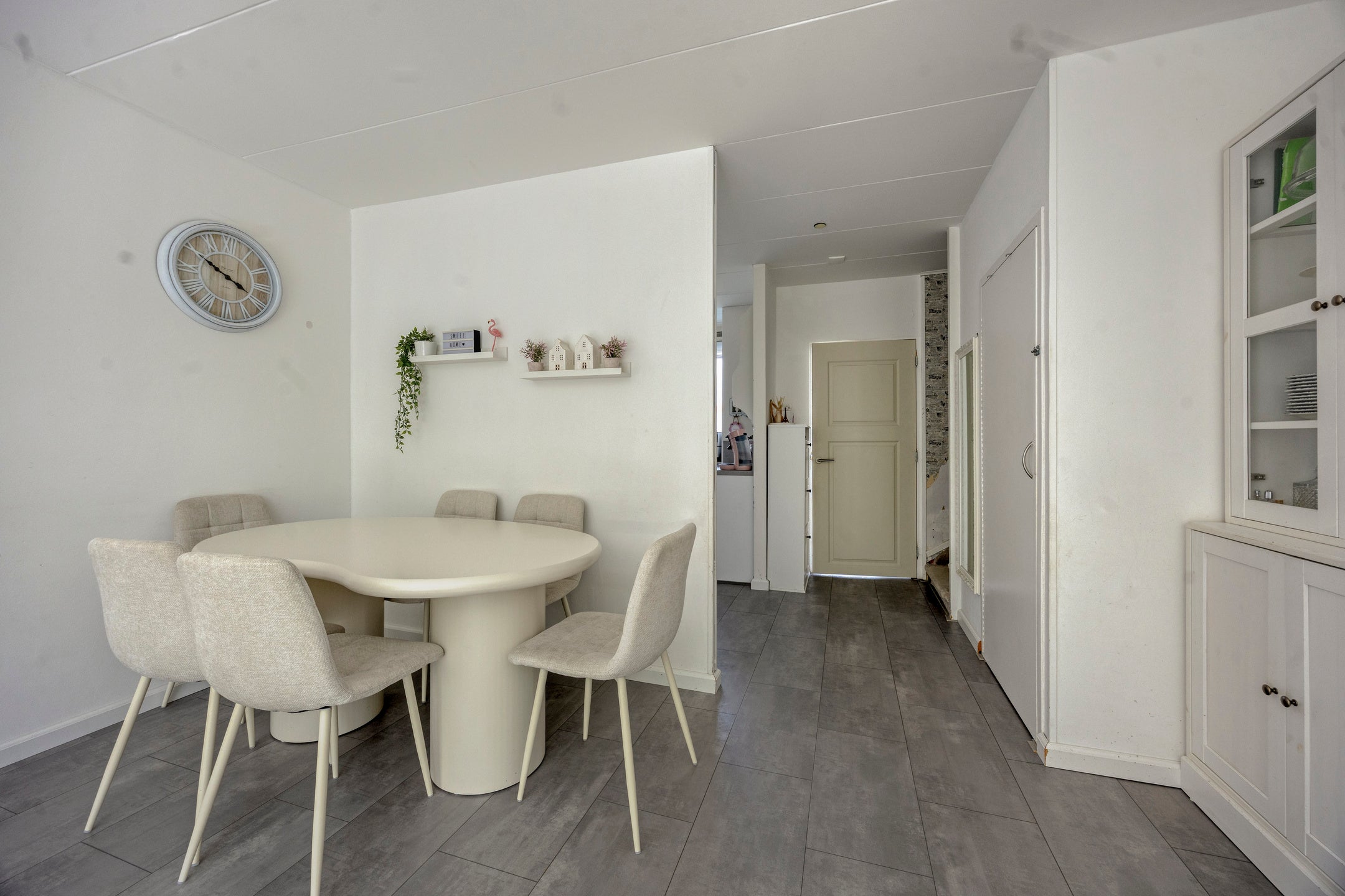 Appartement te koop: Zilverschoonplein 13, Zaandam