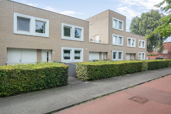 Huis te koop Laan van Avant-Garde 135 in Rotterdam voor € 650.000