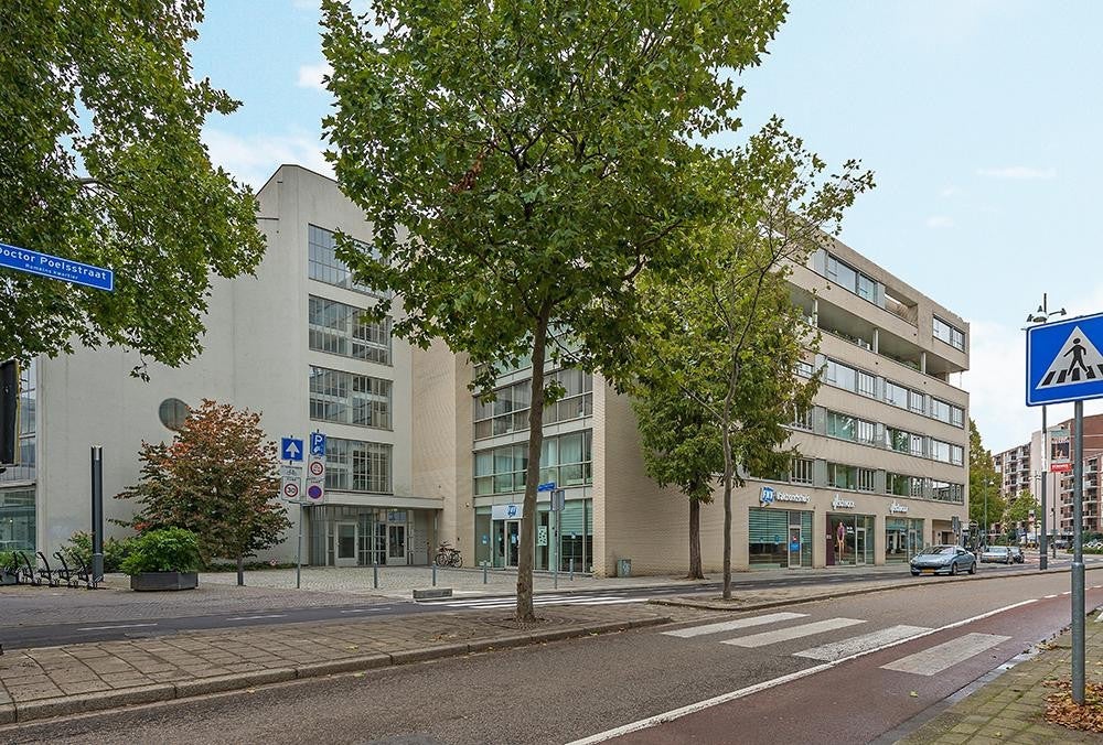 Appartement Dr. Poelsstraat in Heerlen