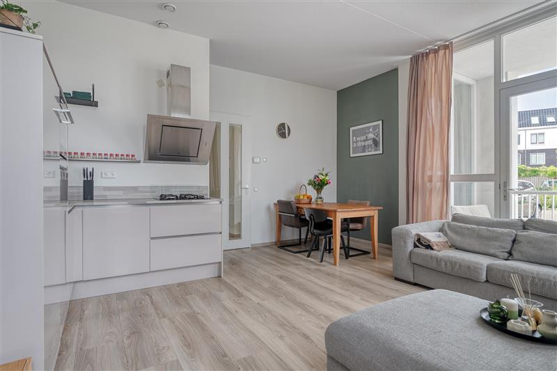 Appartement te koop: Buitenhuislaan 26, Landsmeer