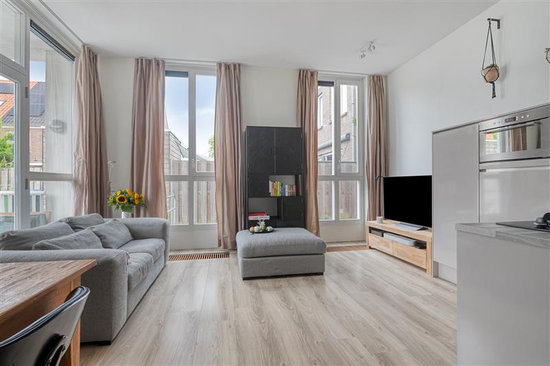 Appartement te koop: Buitenhuislaan 26, Landsmeer
