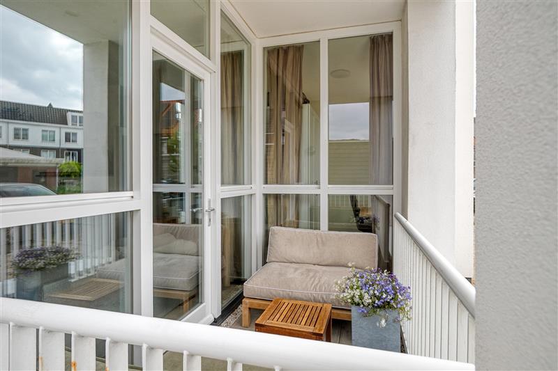 Appartement te koop: Buitenhuislaan 26, Landsmeer