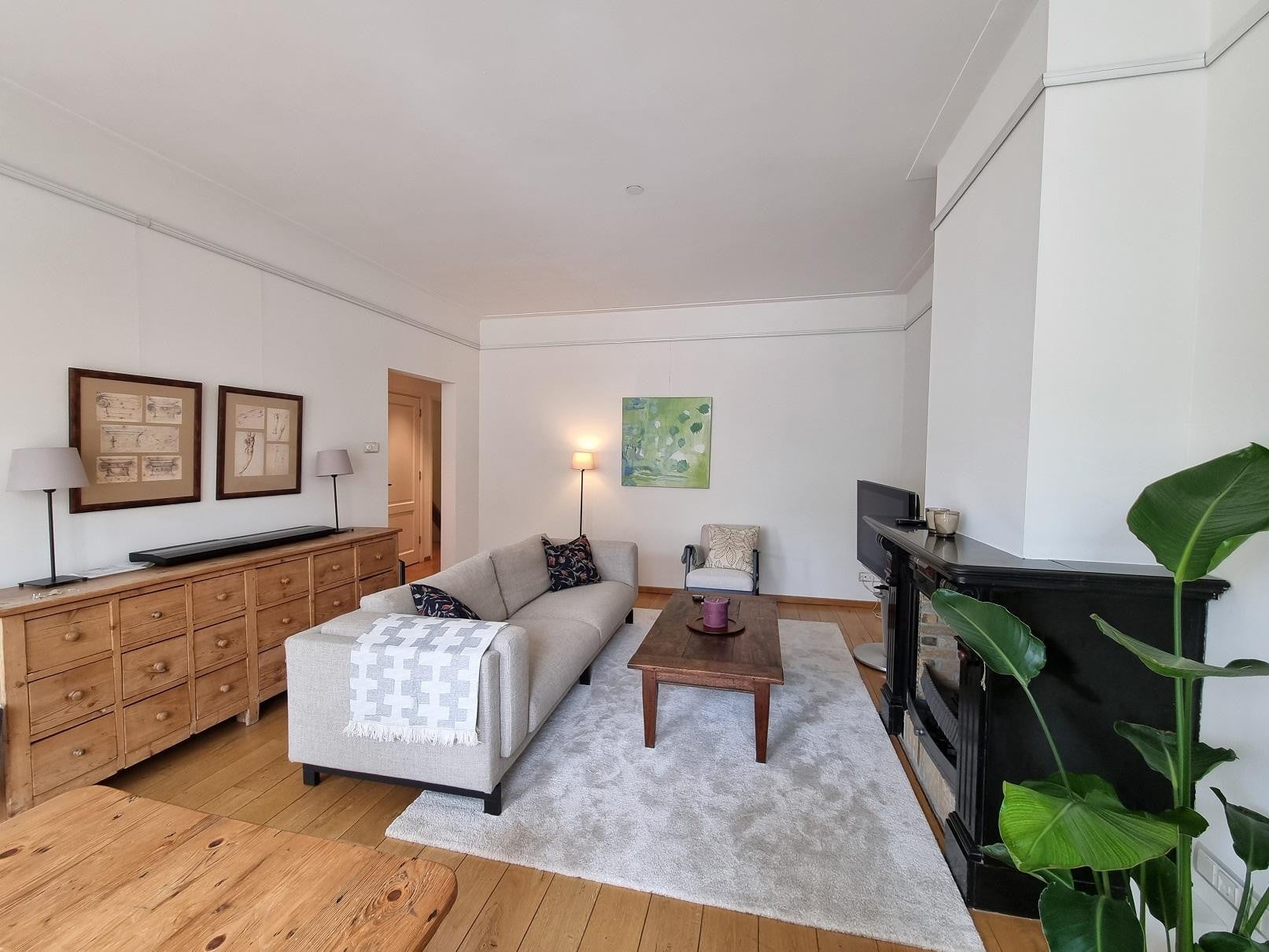 Woning te huur: Van Baerlestraat, Amsterdam