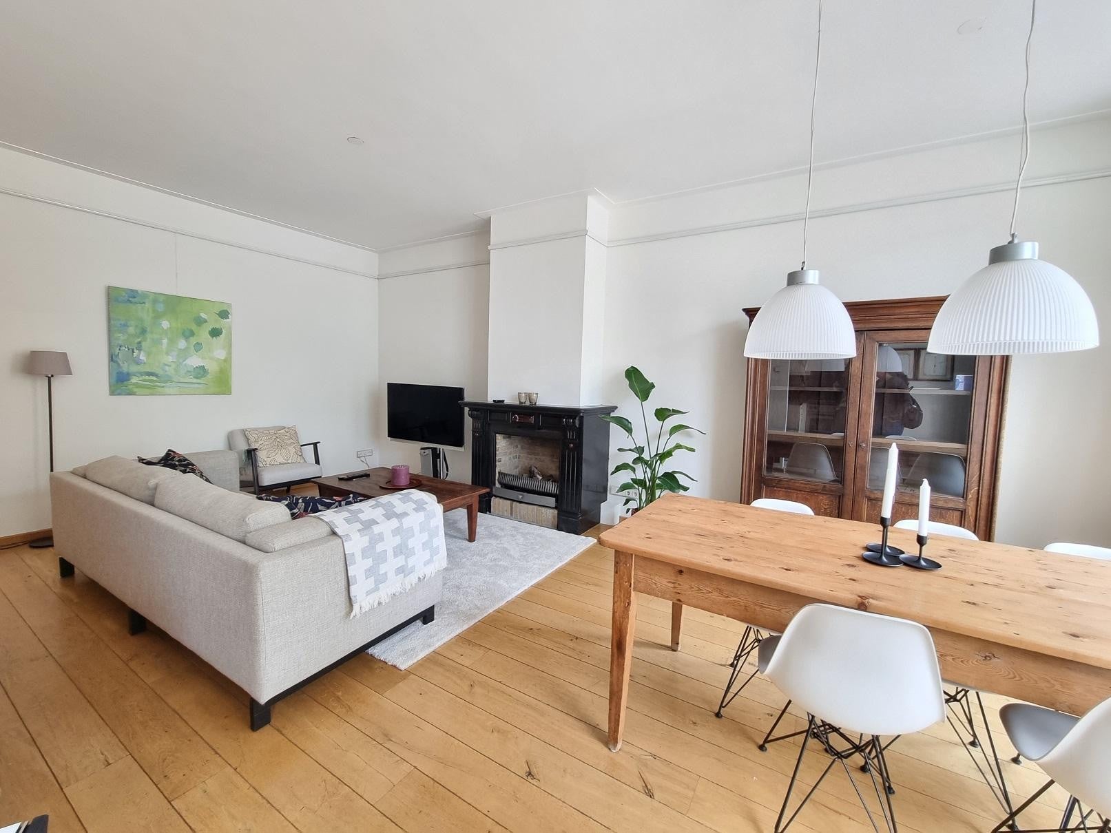Woning te huur: Van Baerlestraat, Amsterdam