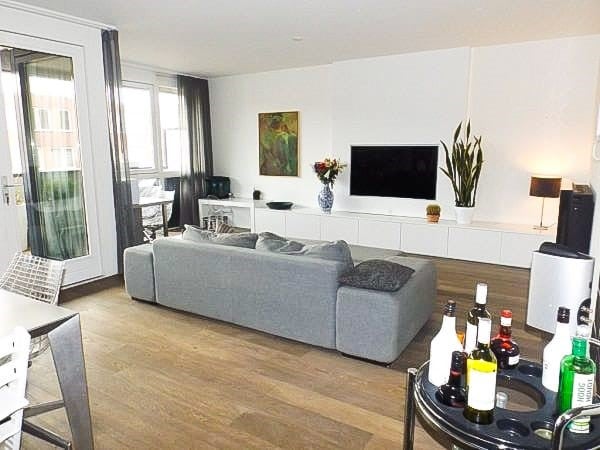 Te huur: Appartement Johan Hofmanstraat 215 in Amsterdam