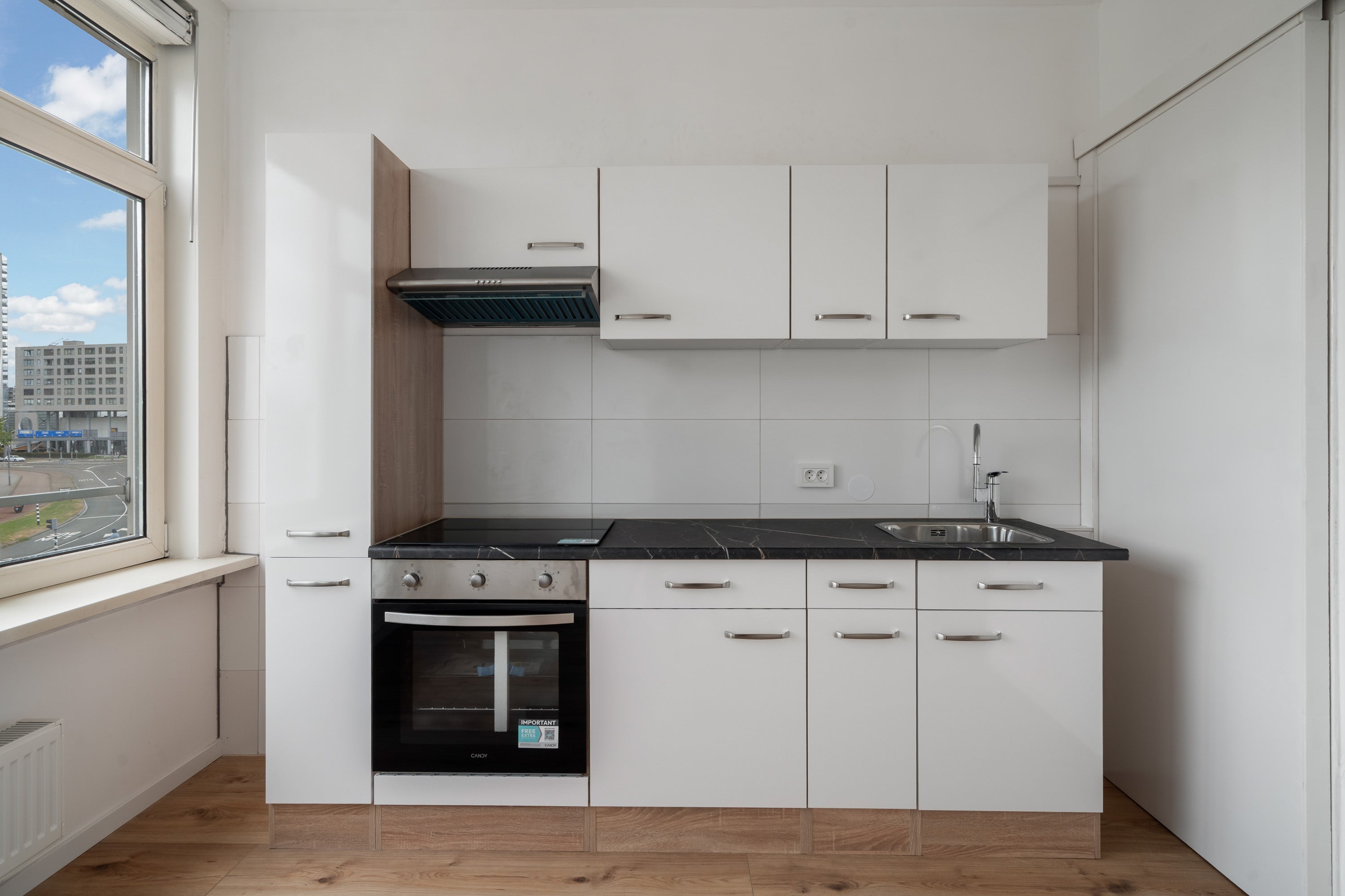 Appartement te koop: Strevelsweg 339, Rotterdam