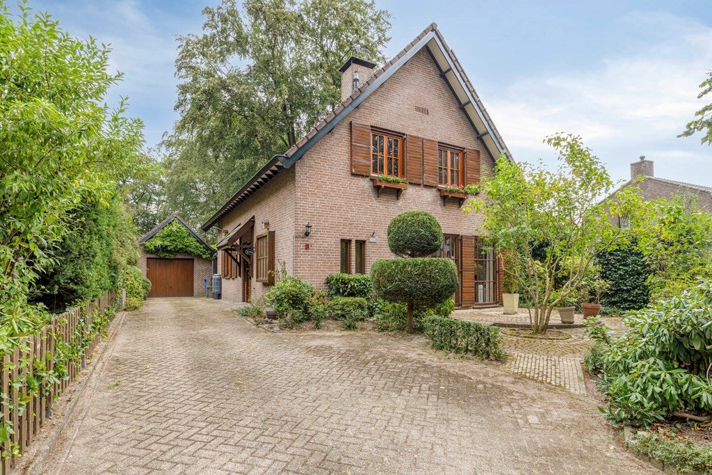 Huis Pastoor Thijssenlaan 8 a in Sterksel