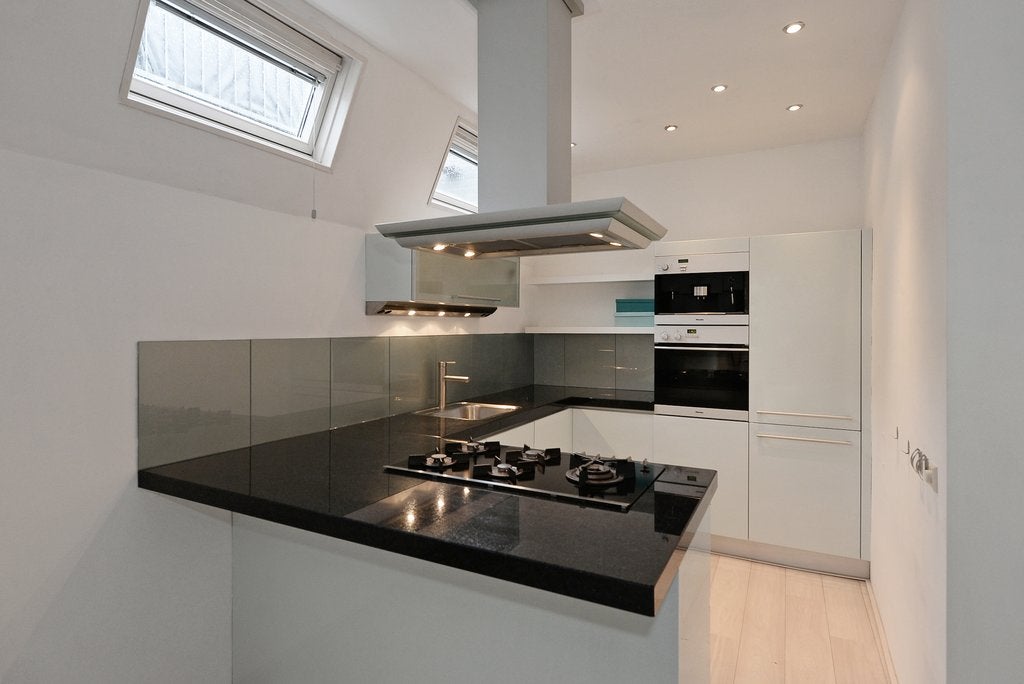 Tussenwoning te huur: Oostplantsoen 11, Delft